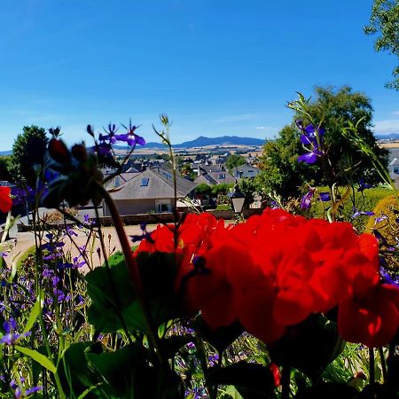The Redgarth Hotel Oldmeldrum Buitenkant foto