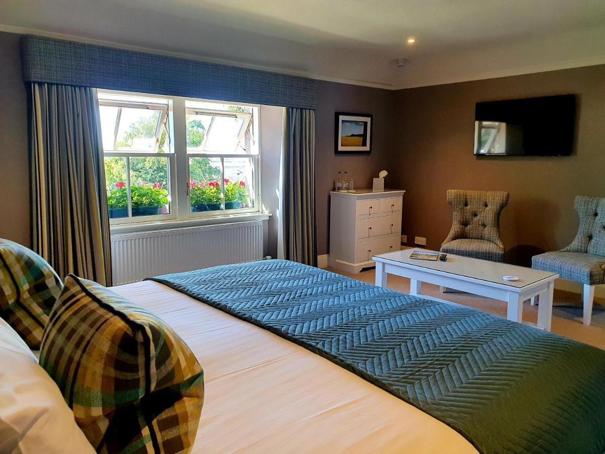 The Redgarth Hotel Oldmeldrum Buitenkant foto